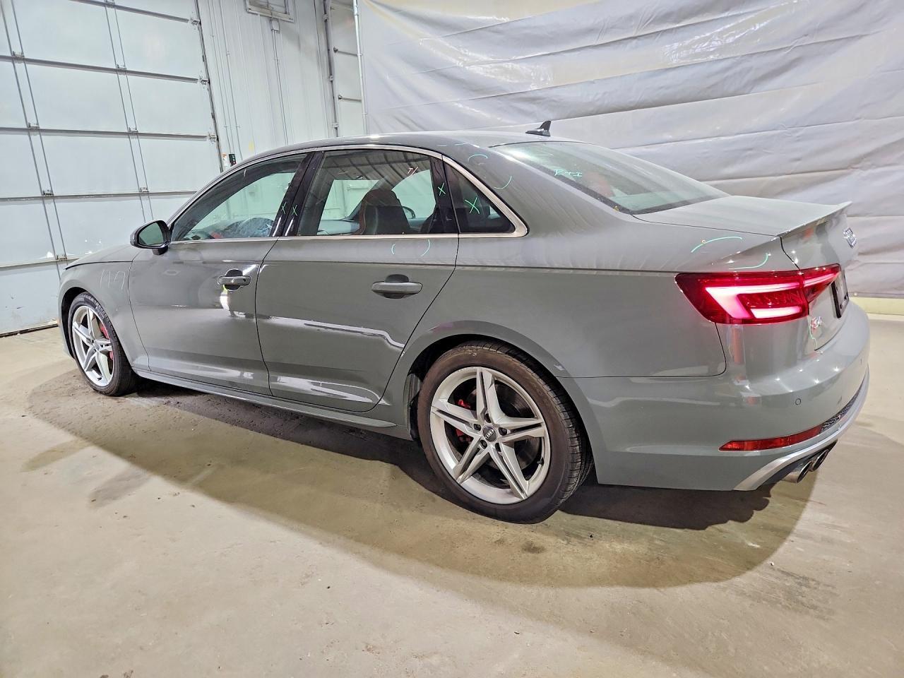 2019 Audi S4 Premium Plus - zdjęcie 2