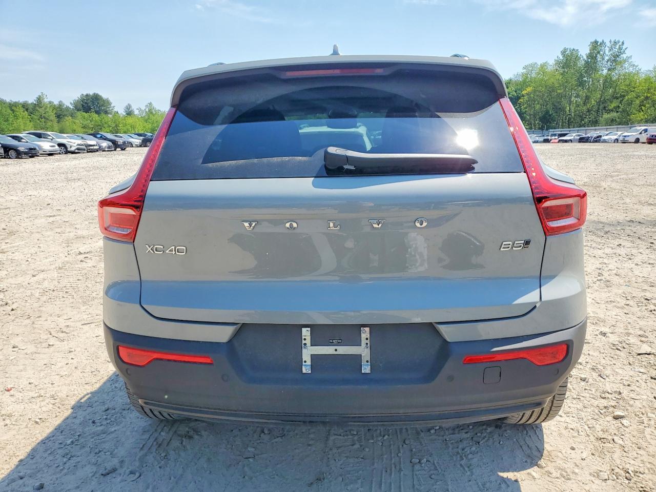 2026 Volvo Xc40 Plus - zdjęcie 6