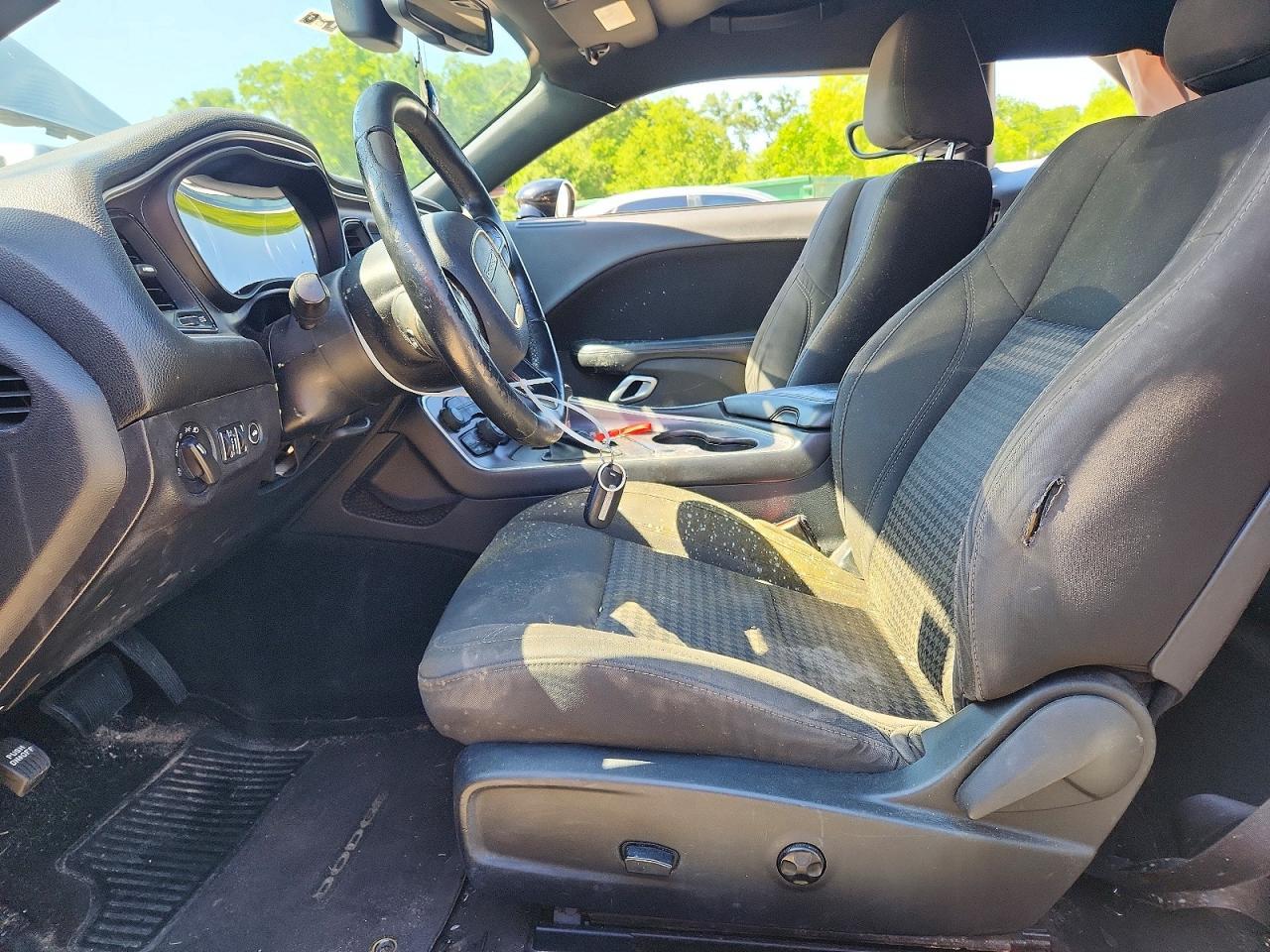 2015 Dodge Challenger Sxt - zdjęcie 7