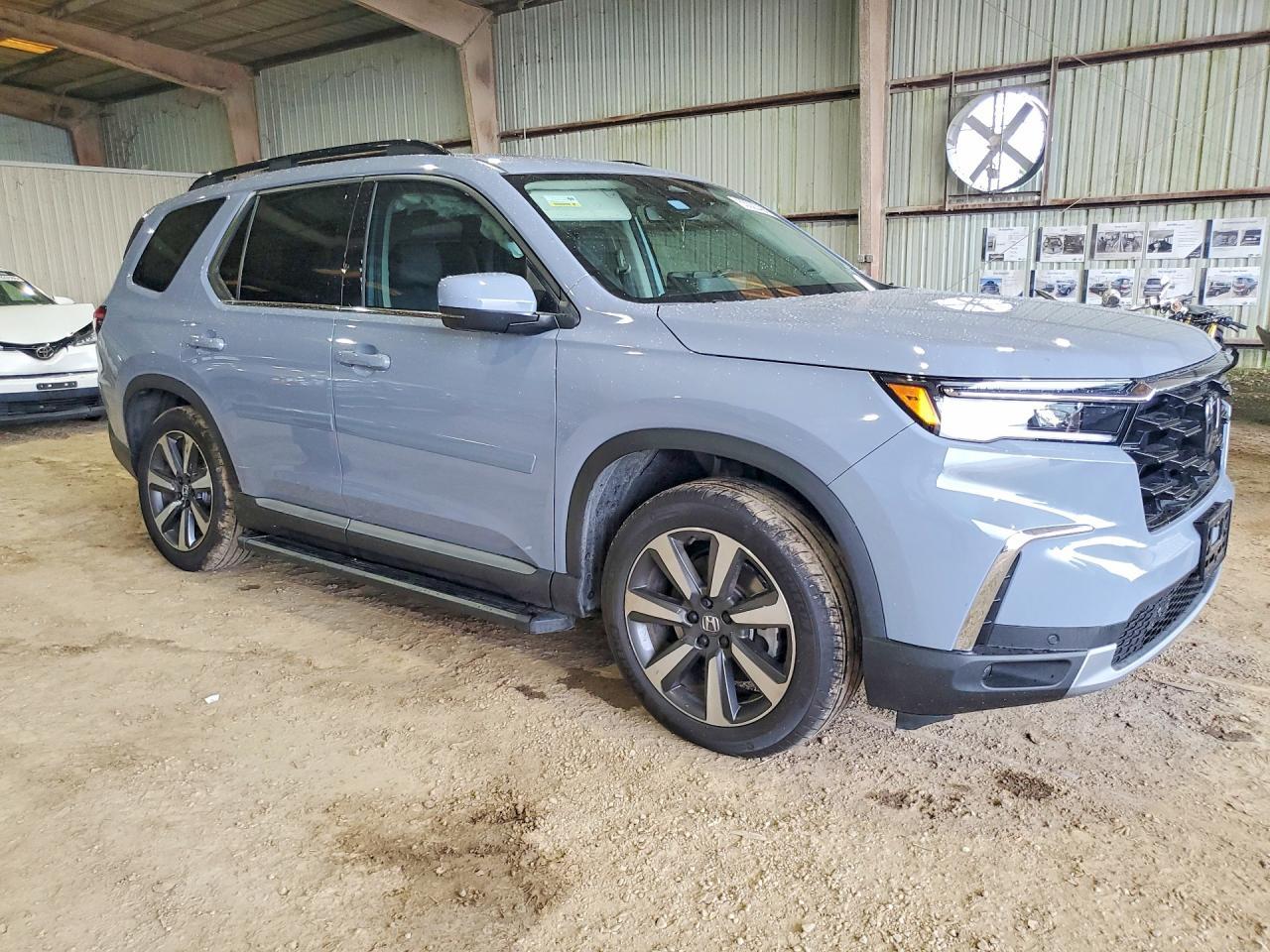 2025 Honda Pilot Touring - zdjęcie 4