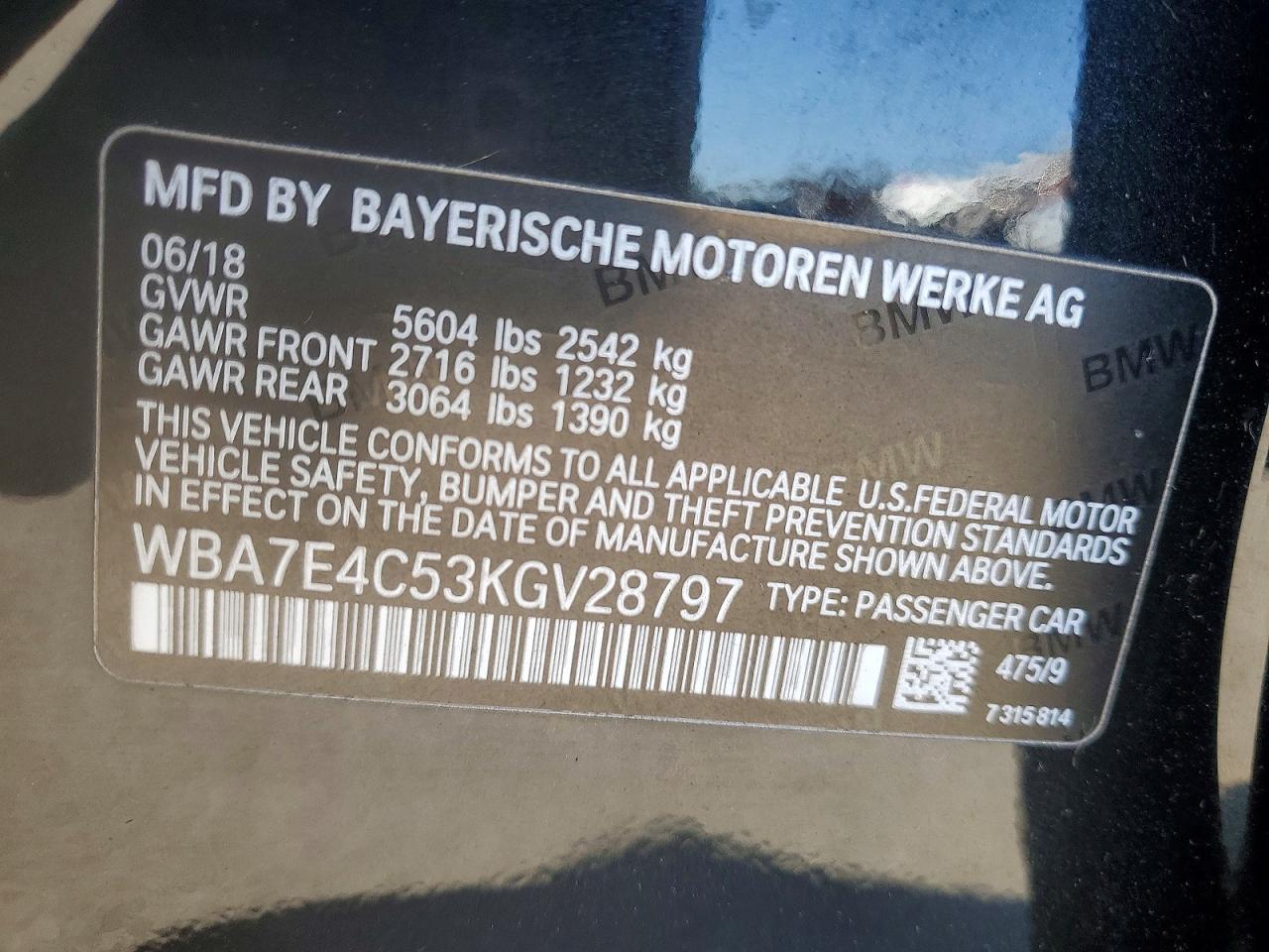 2019 BMW 740 - zdjęcie 12