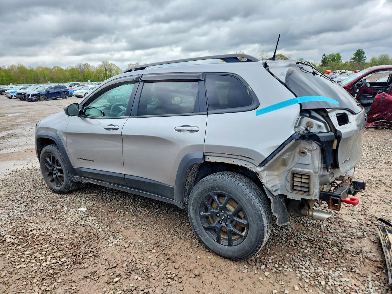 2017 Jeep Cherokee Trailhawk - zdjęcie 2