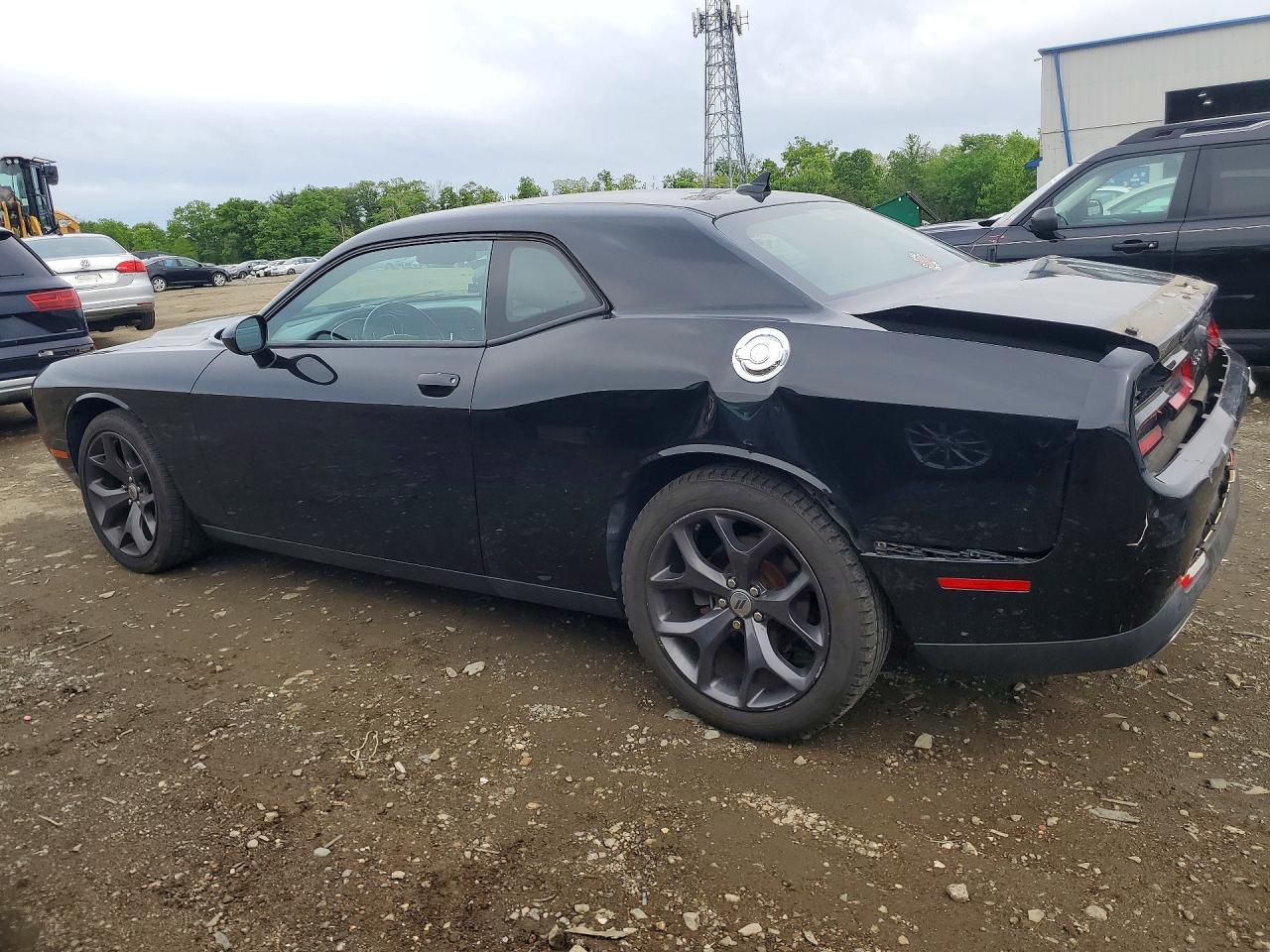 2017 Dodge Challenger Sxt - zdjęcie 2