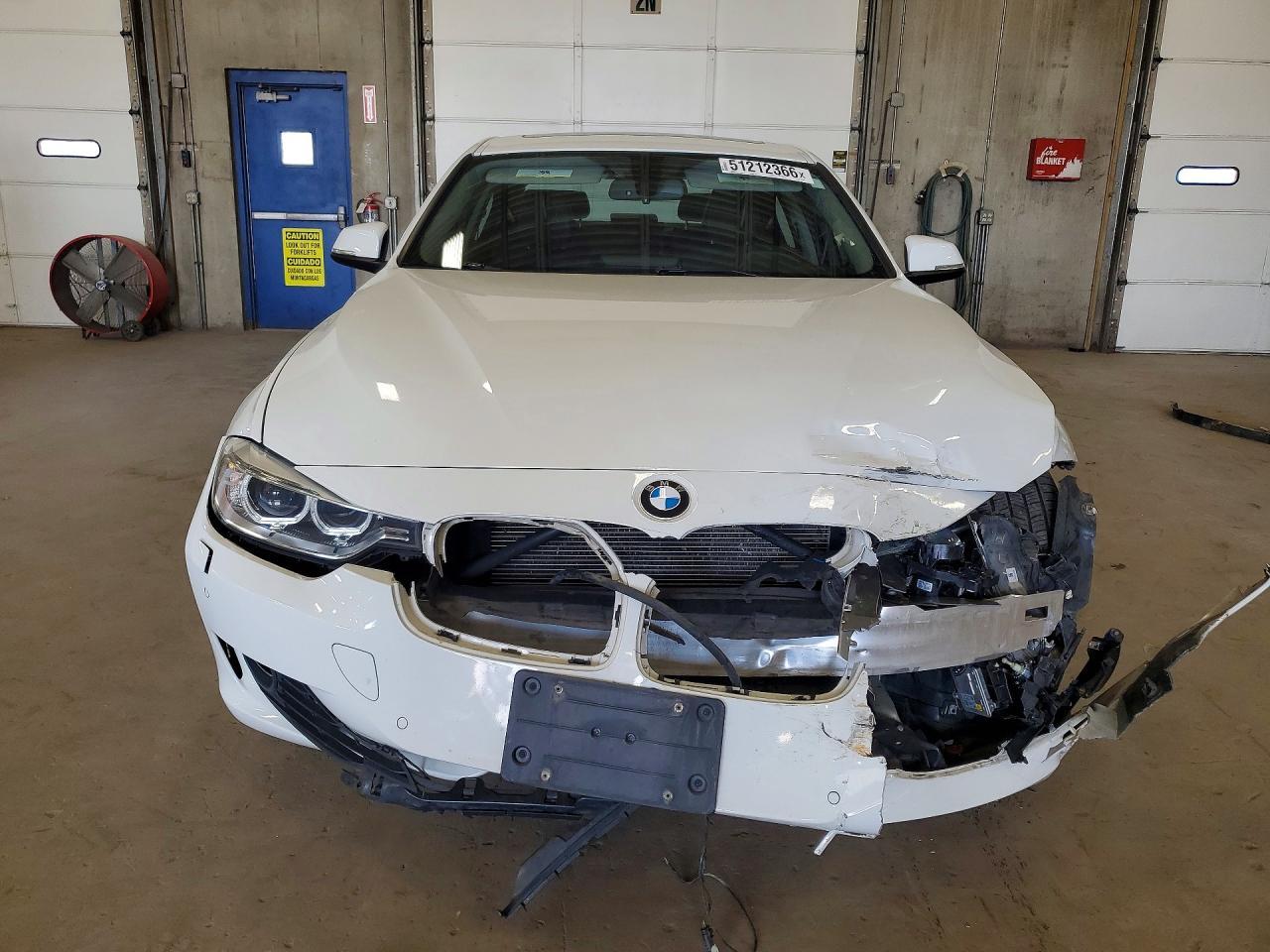 2014 BMW 328 Xi - zdjęcie 5