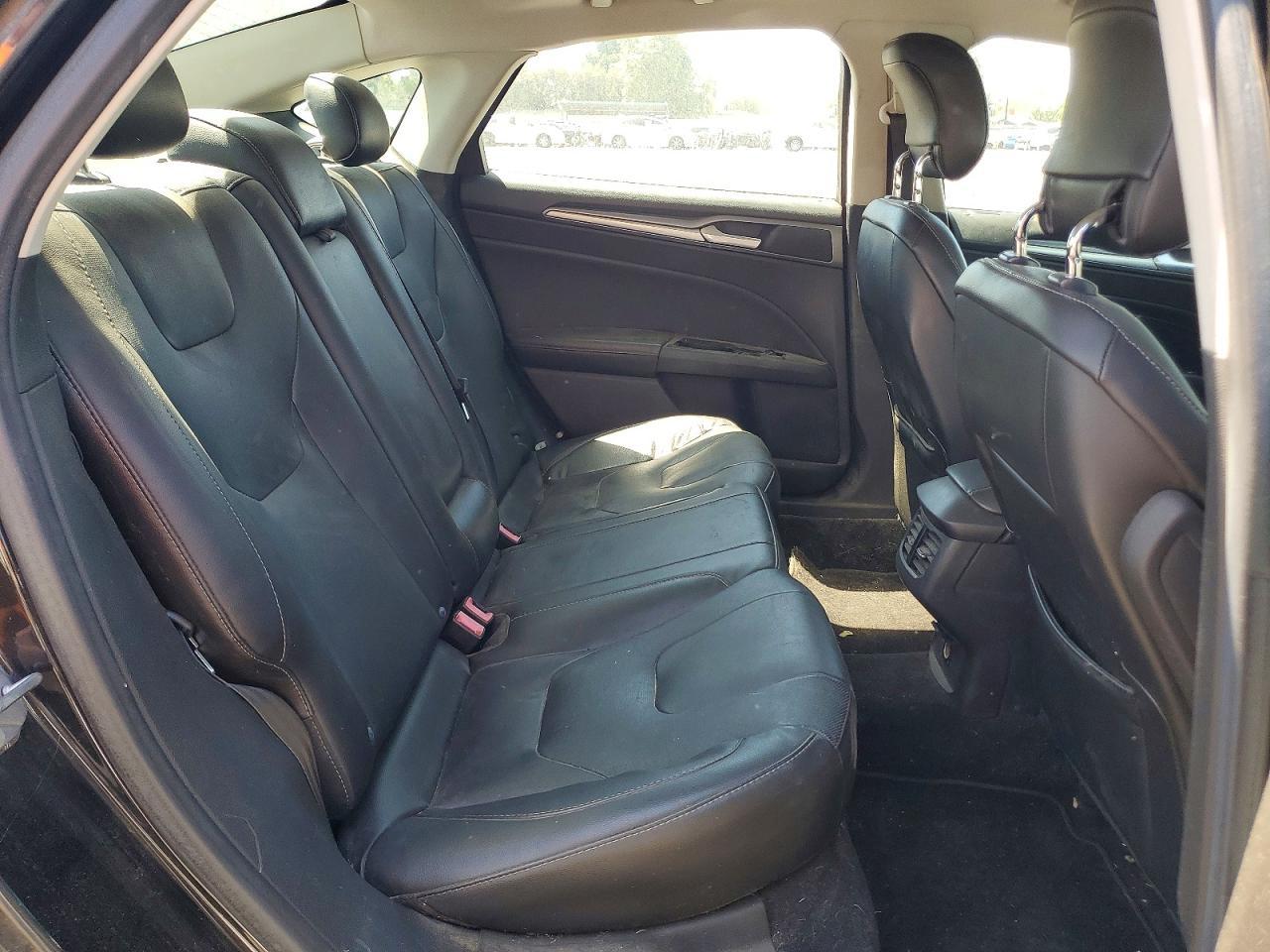 2013 Ford Fusion Titanium - zdjęcie 10