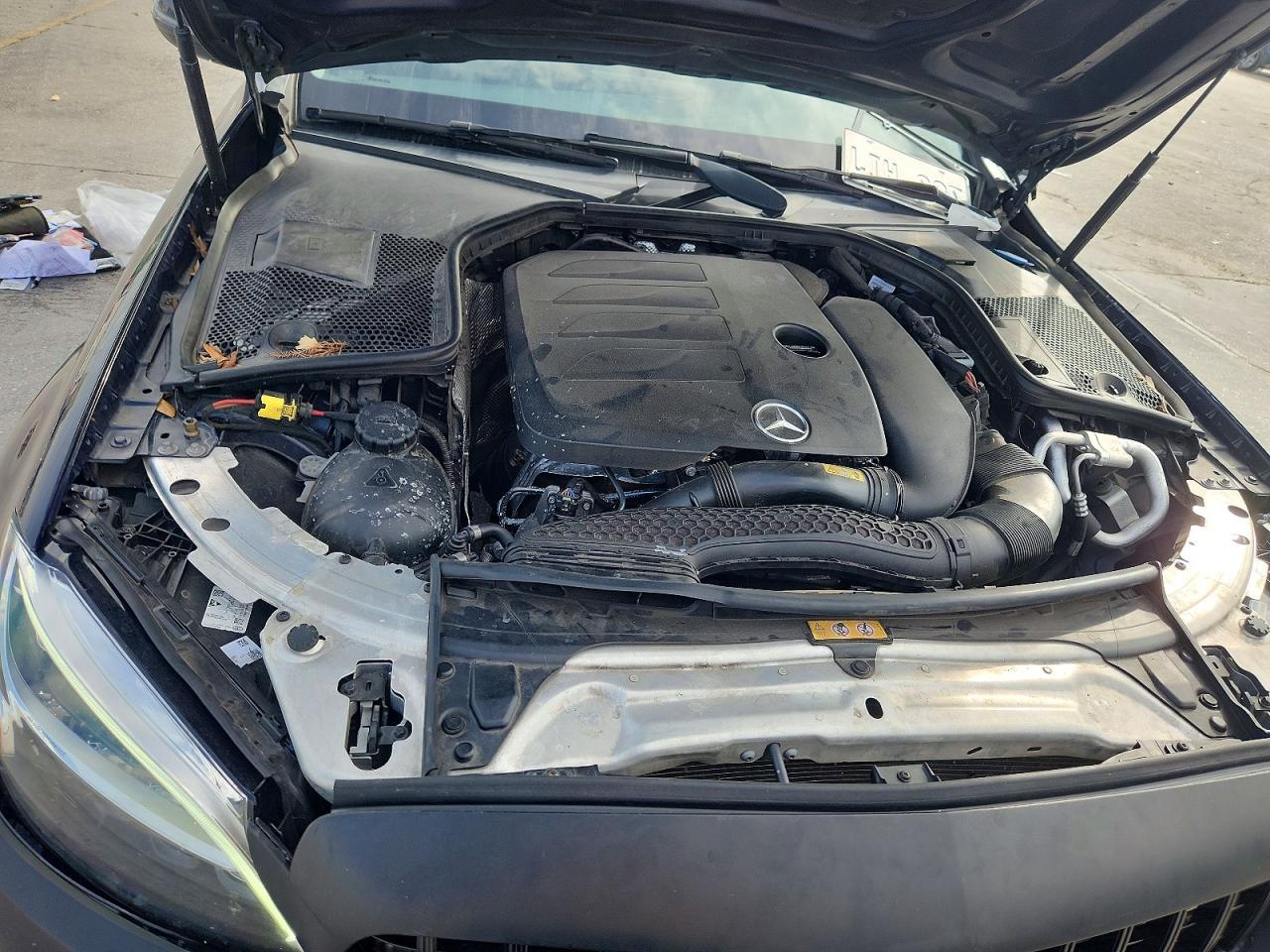 2019 Mercedes-Benz C 300 - zdjęcie 11