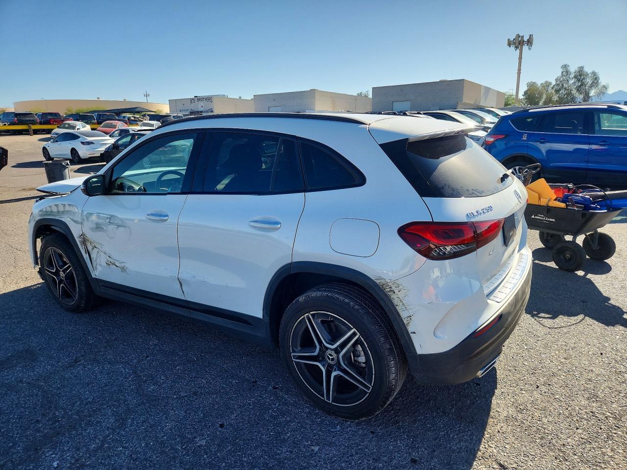 2022 Mercedes-Benz Gla 250 - zdjęcie 2