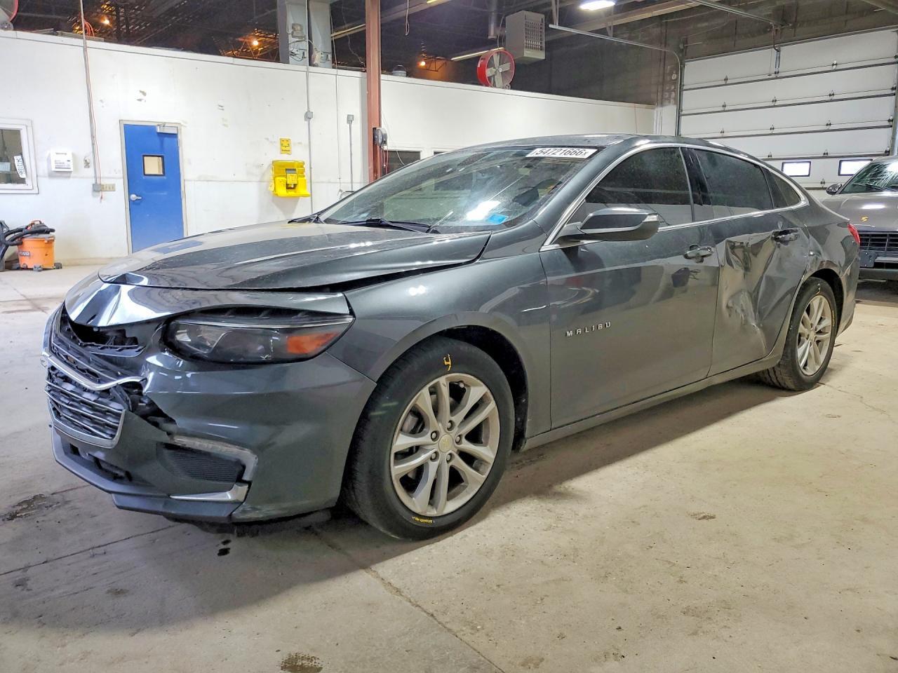 2017 Chevrolet Malibu Lt - zdjęcie główne