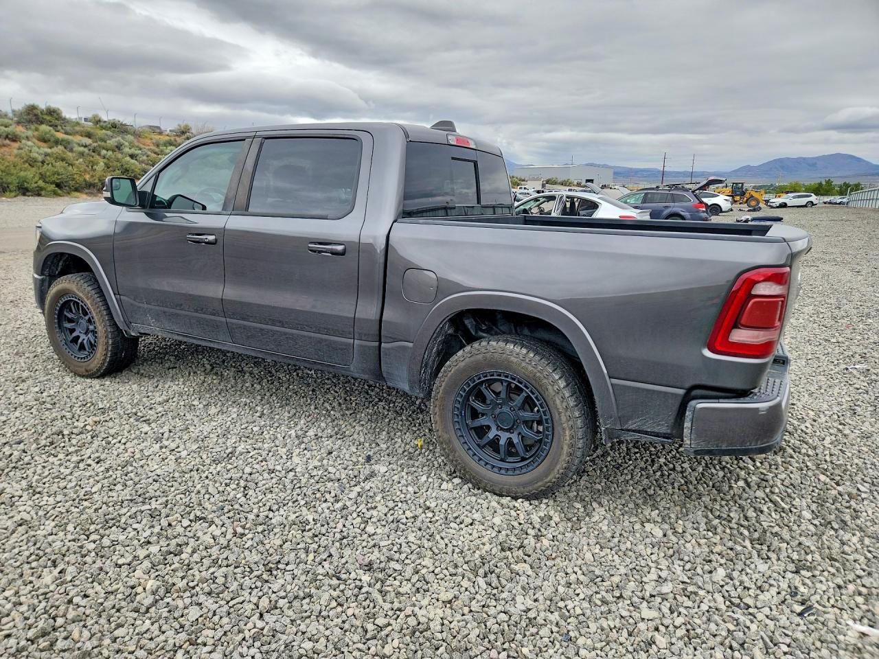 2022 Ram 1500 Laramie - zdjęcie 2