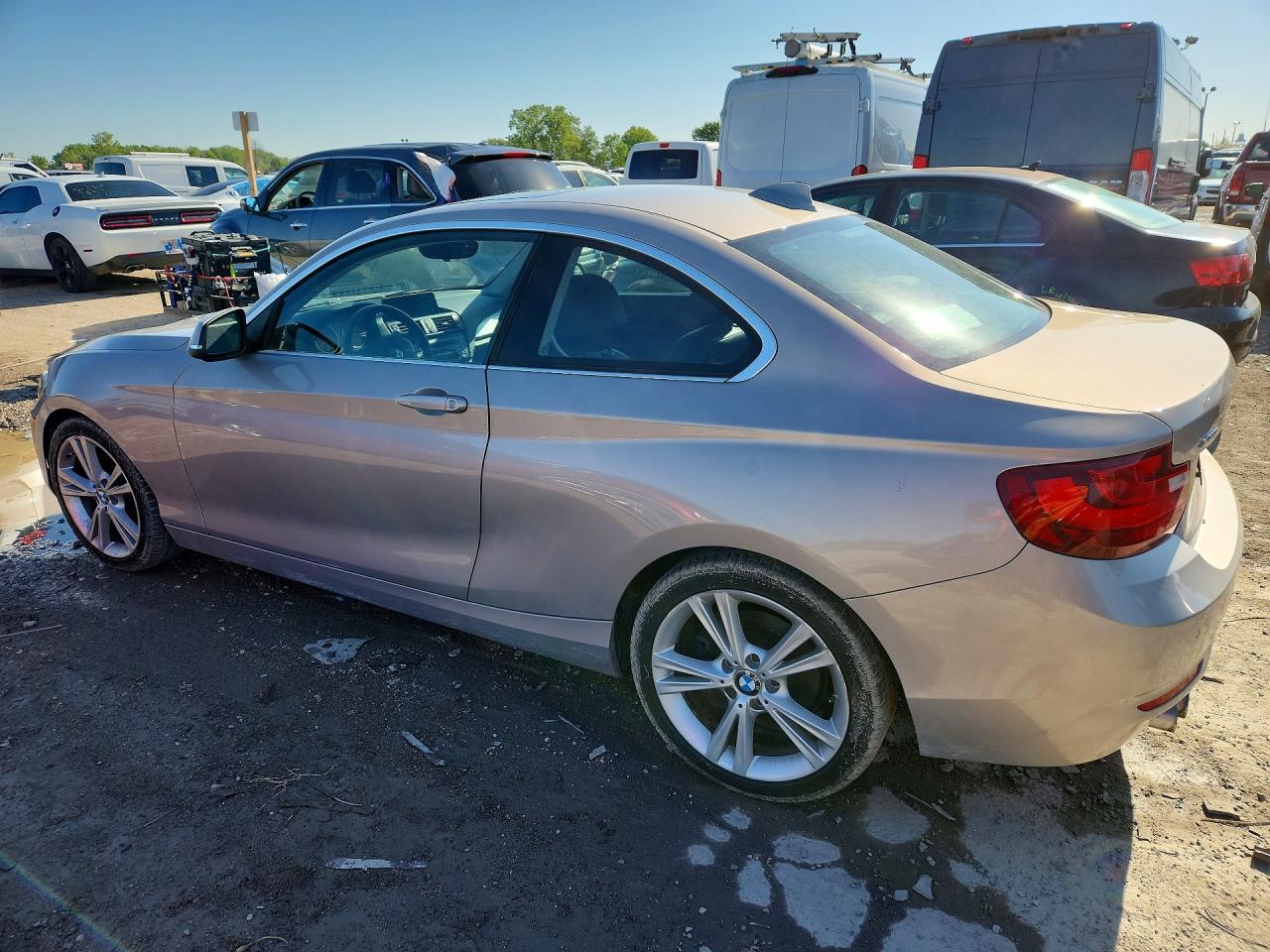 2015 BMW 228 Xi Sulev - zdjęcie 2