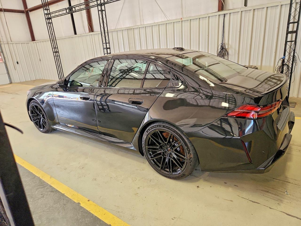 2026 BMW M5 - zdjęcie 2