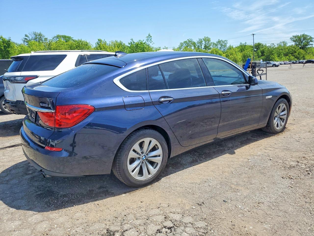 2013 BMW 535 Xigt - zdjęcie 3