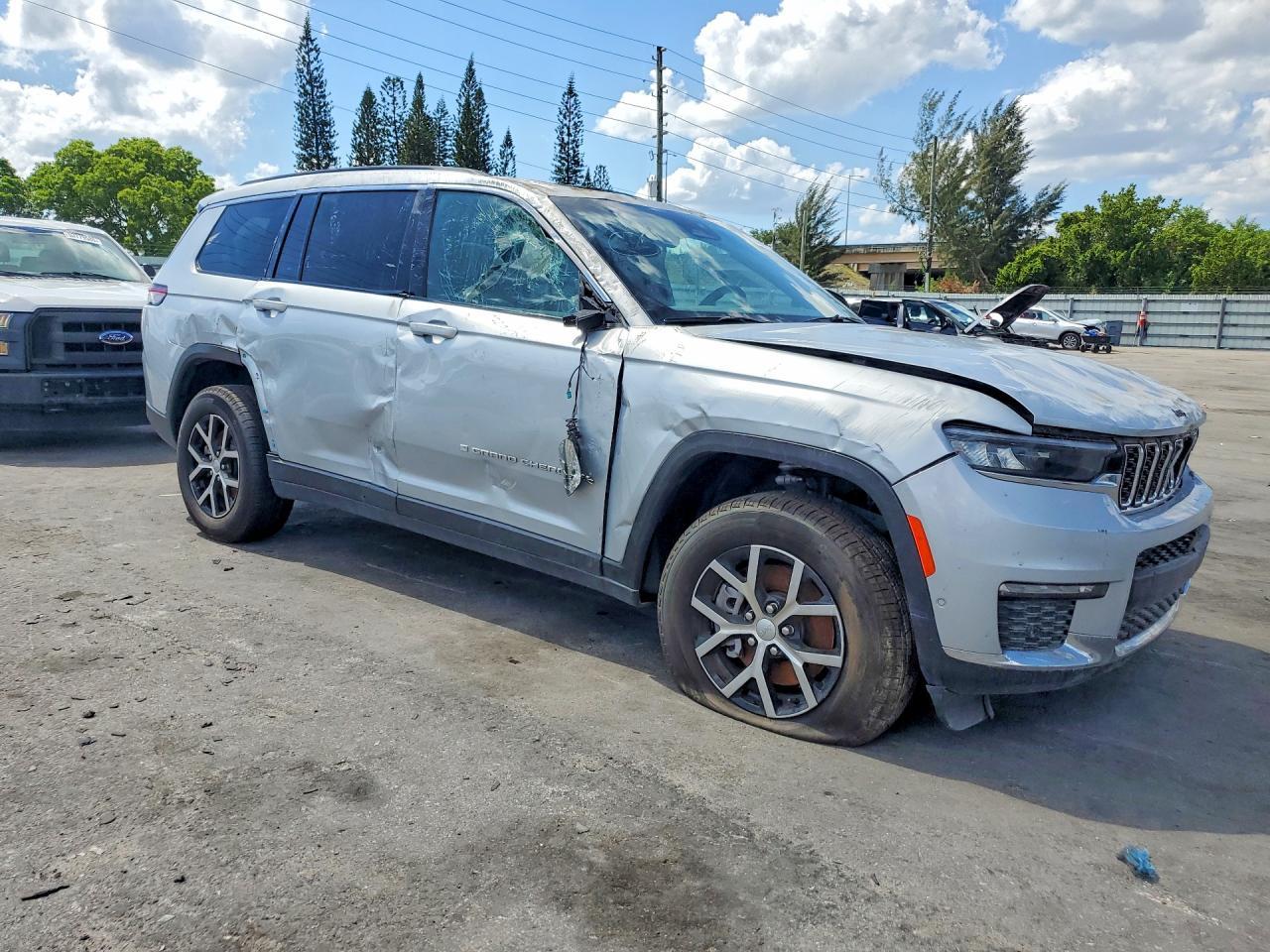 2025 Jeep Grand Cherokee L Limited - zdjęcie 4