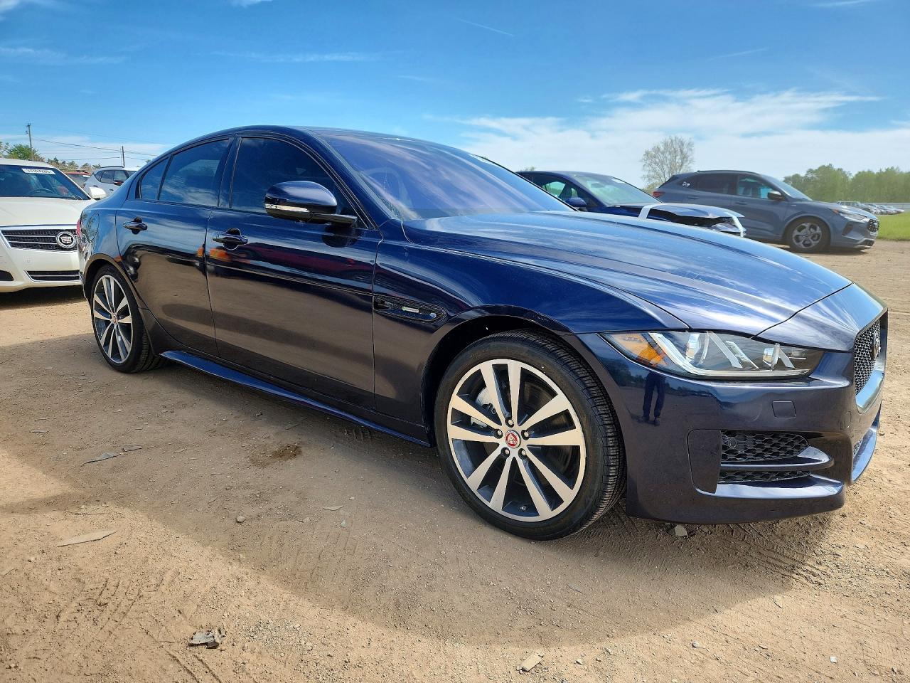 2017 Jaguar Xe R - Sport - zdjęcie 4