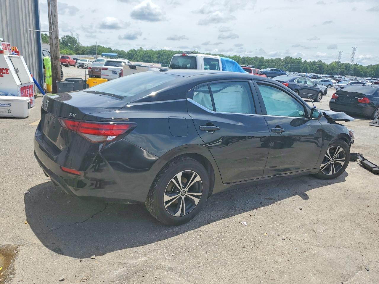 2022 Nissan Sentra Sv - zdjęcie 3