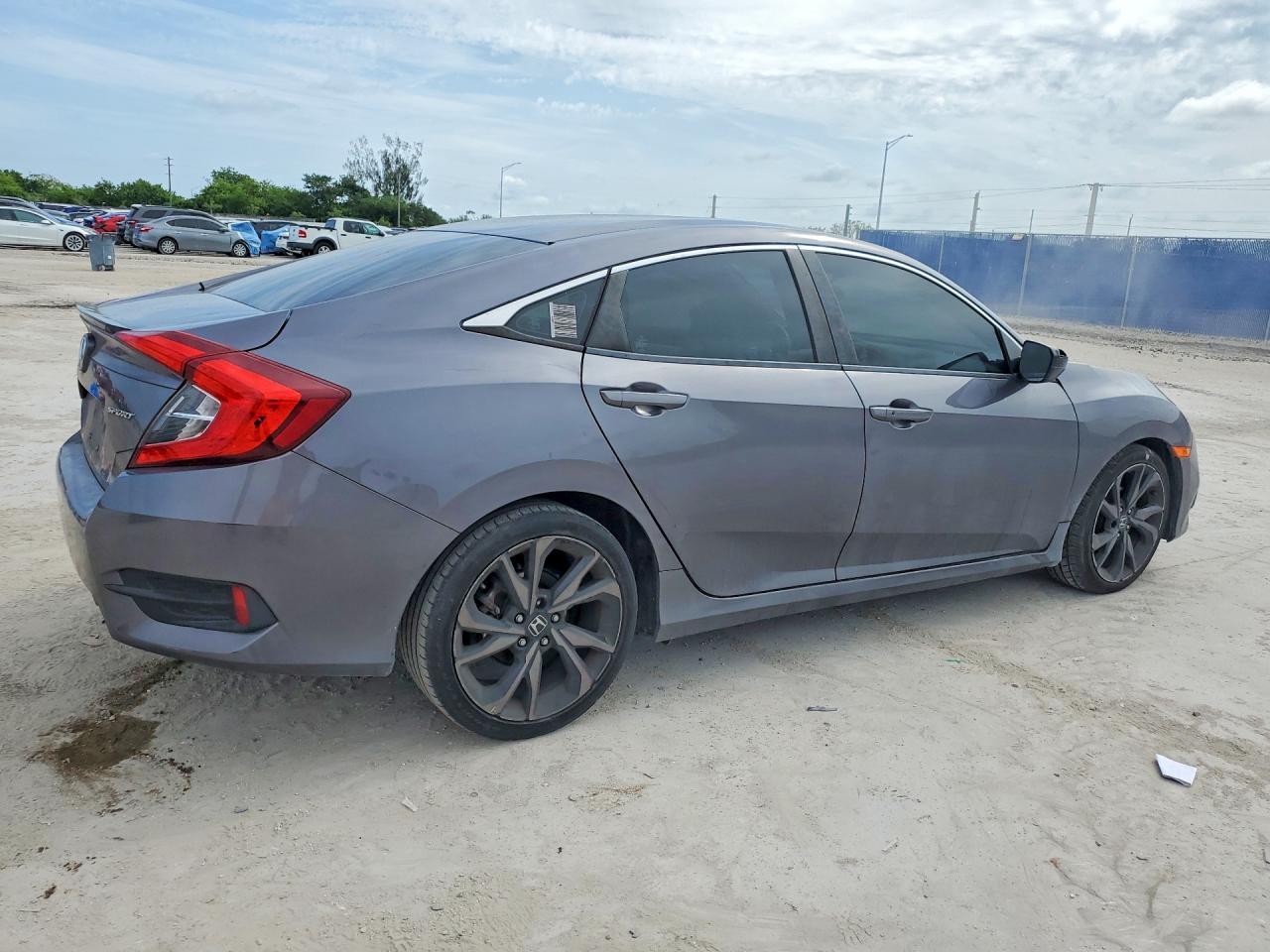 2020 Honda Civic Sport - zdjęcie 3