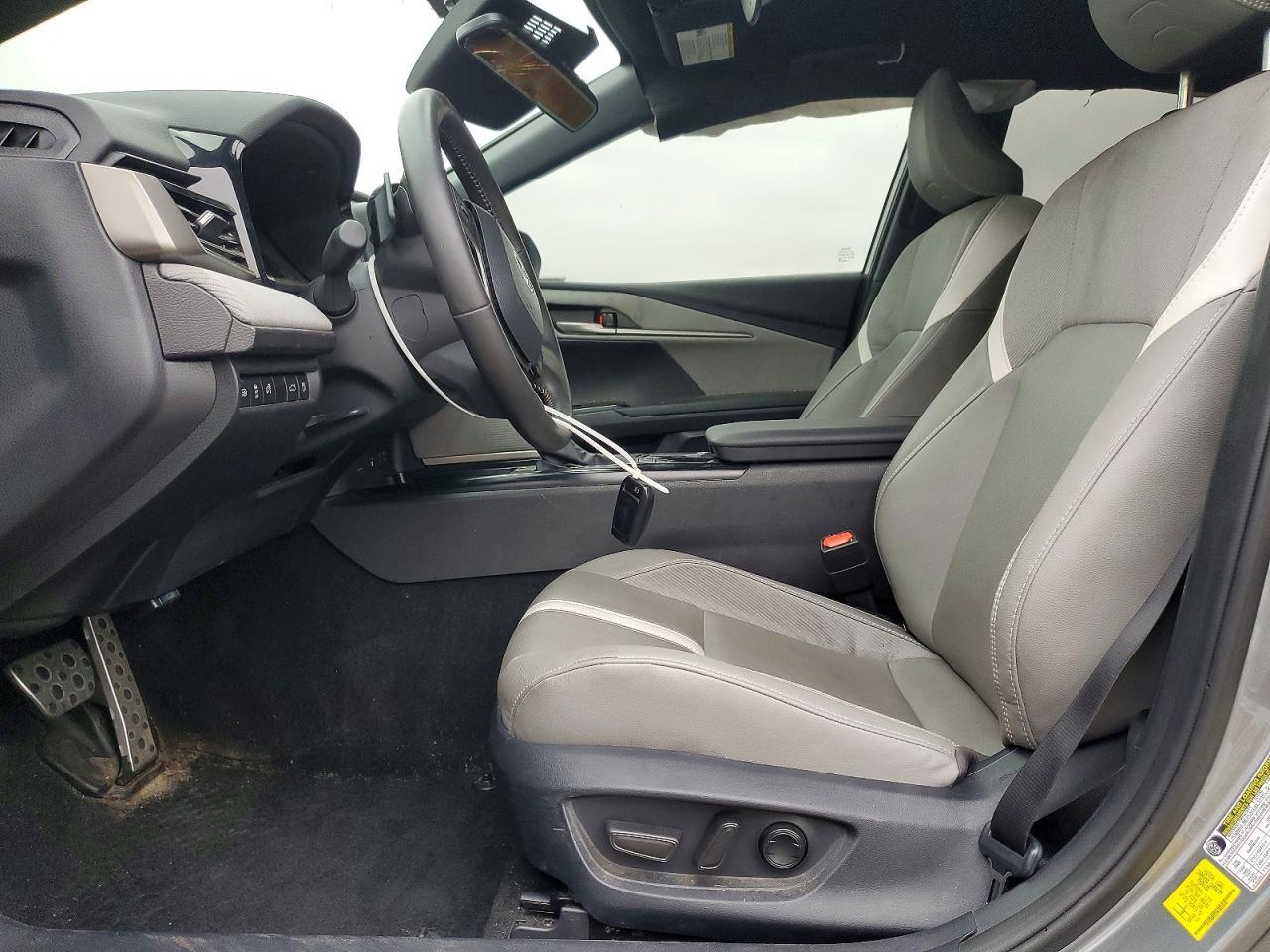 2025 Toyota Camry Se - zdjęcie 7