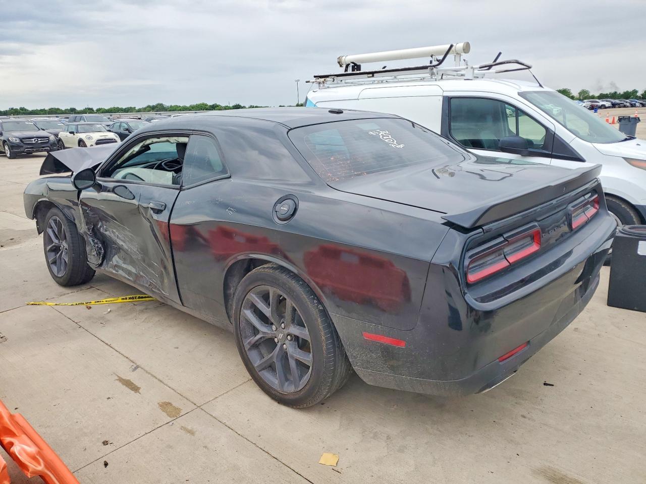 2020 Dodge Challenger Sxt - zdjęcie 2