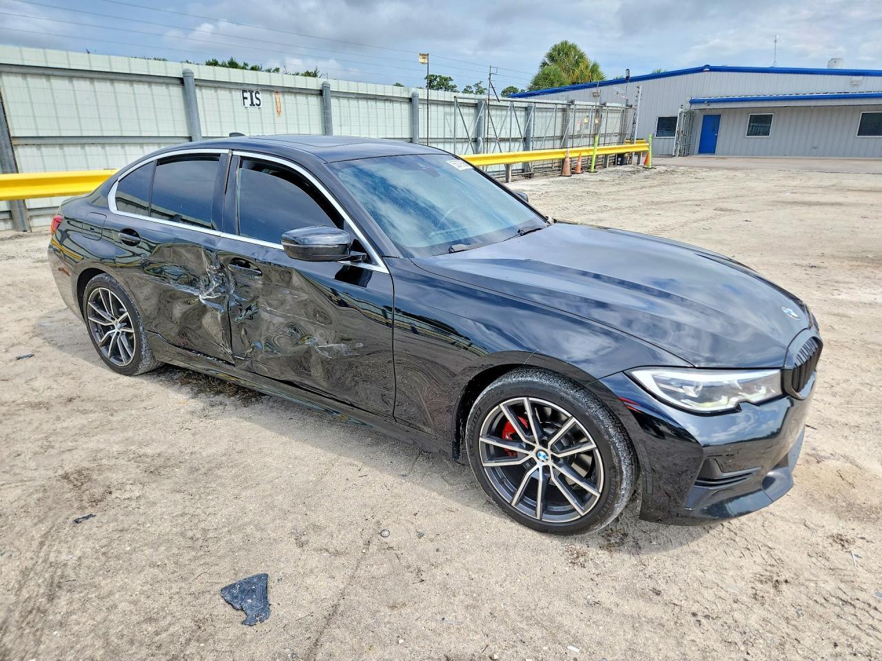 BMW Seria 3 - zdjęcie 4