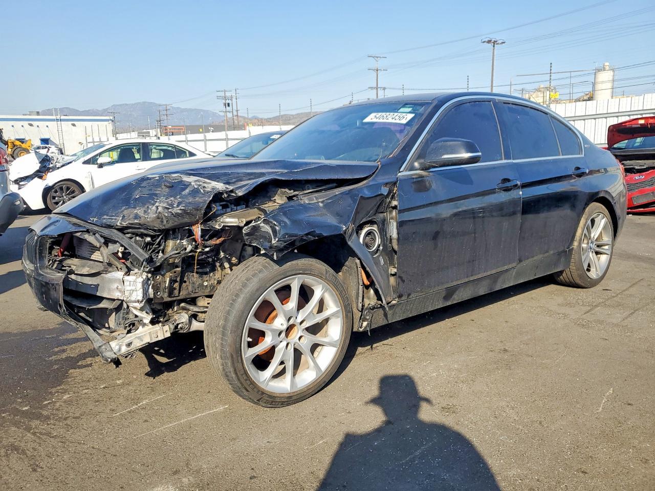 2018 BMW 330E - zdjęcie główne