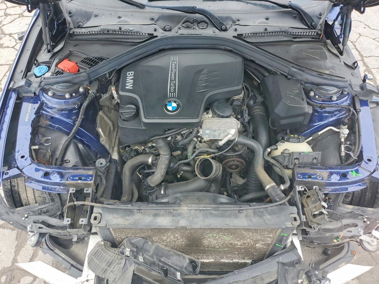 2018 BMW 320 Xi - zdjęcie 11