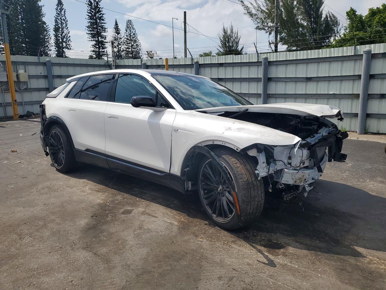 2025 Cadillac Lyriq Sport - zdjęcie 4