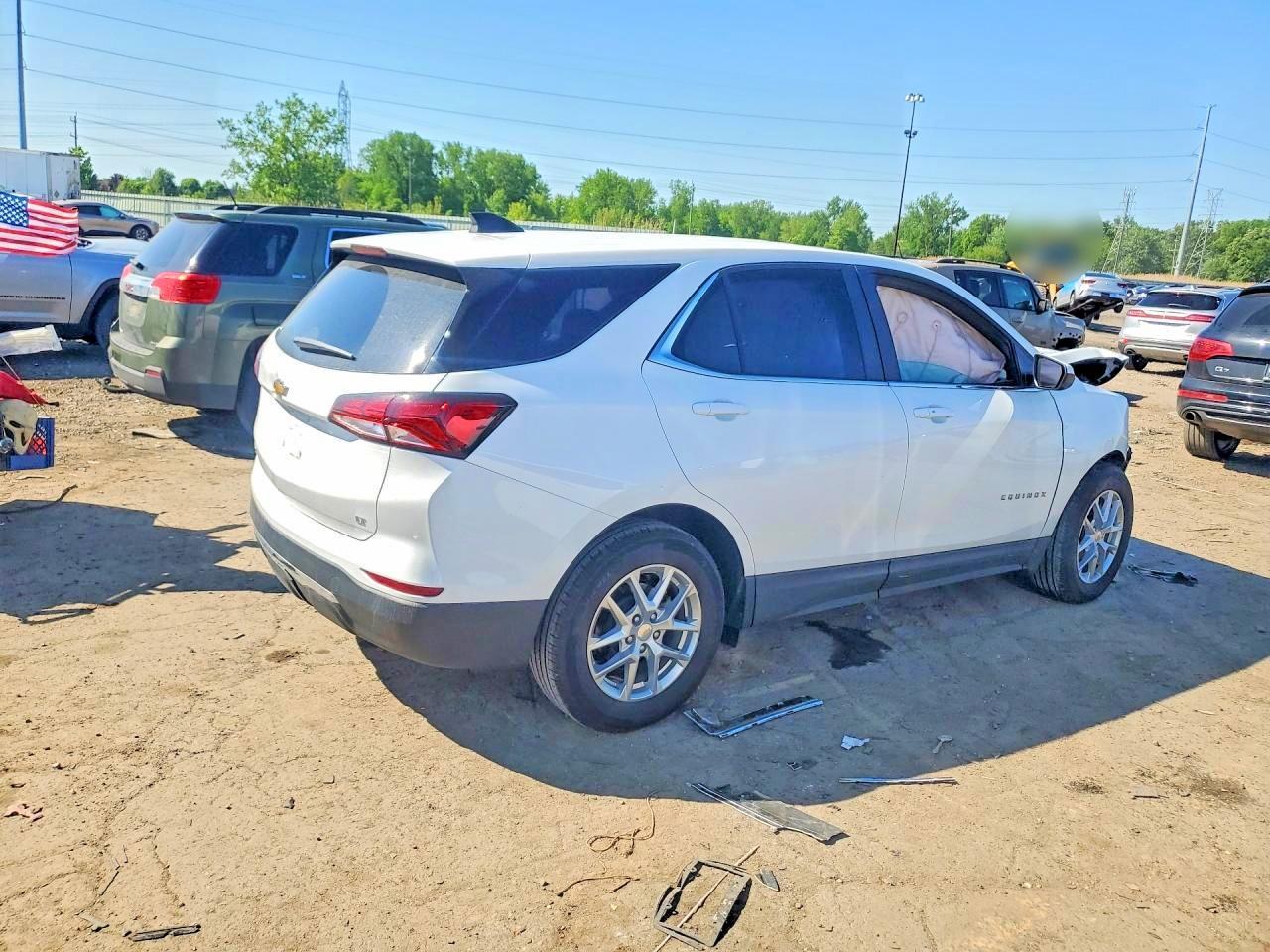 2022 Chevrolet Equinox Lt - zdjęcie 3