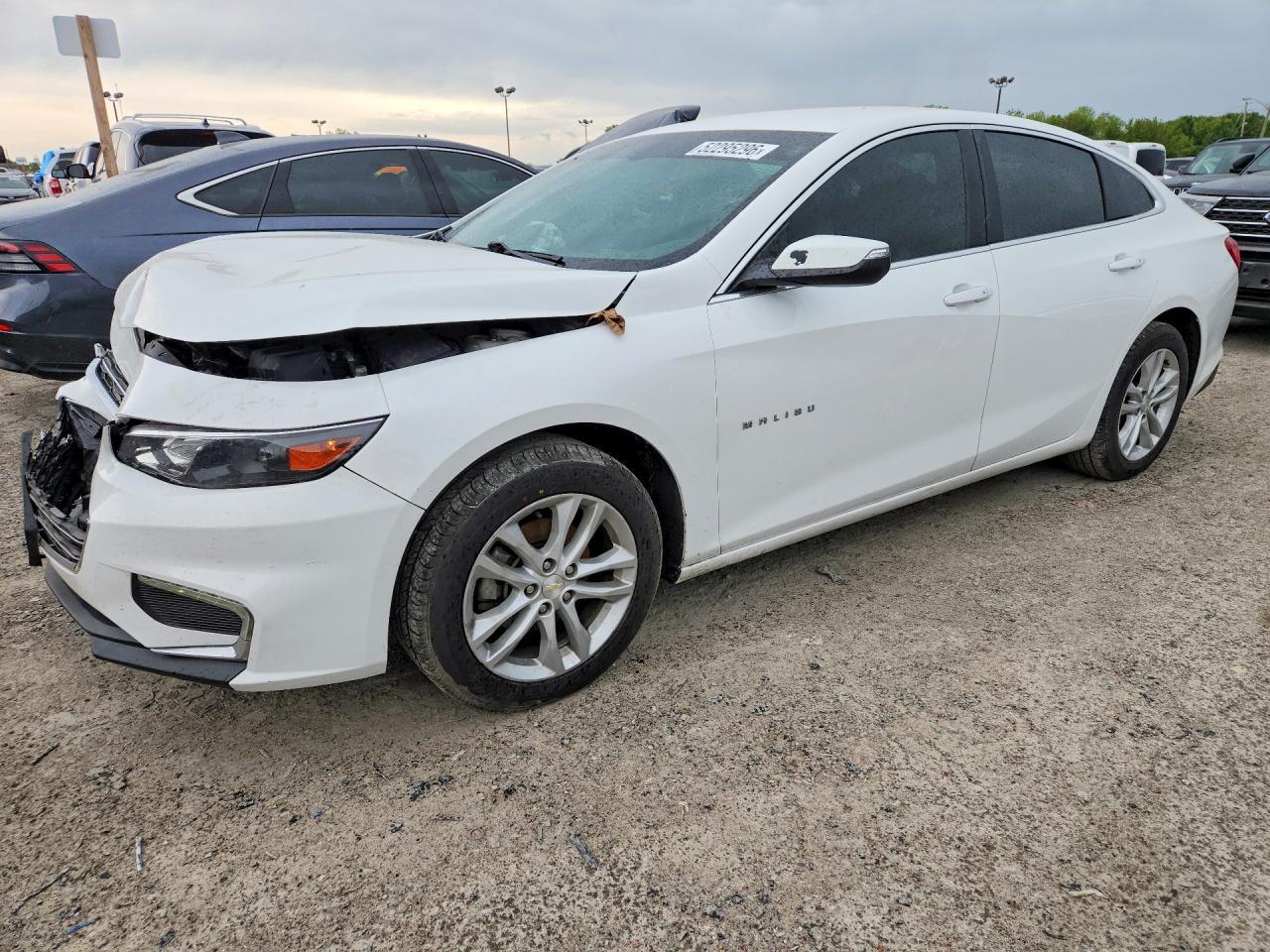 2017 Chevrolet Malibu Lt - zdjęcie główne