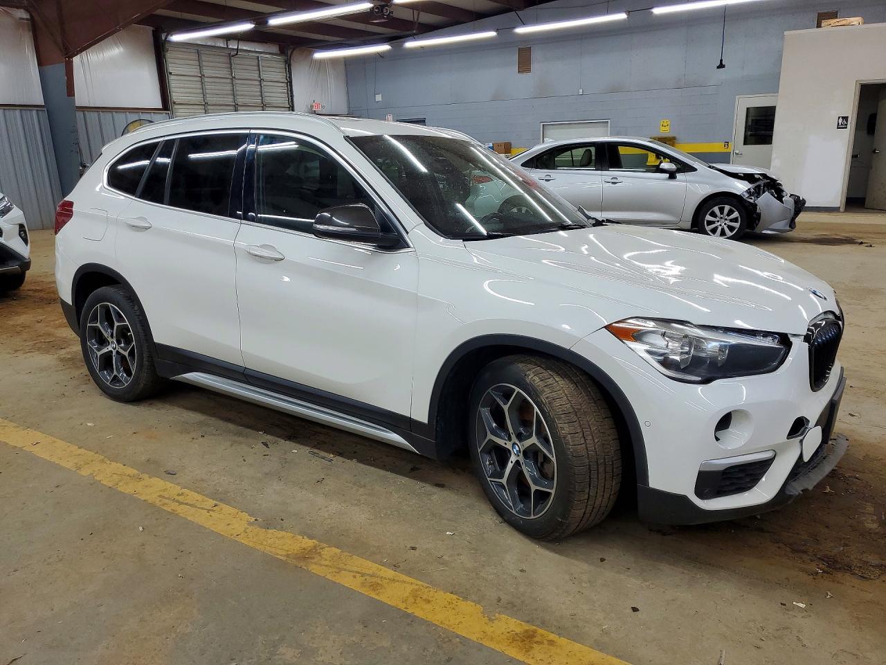 2018 BMW X1 xDrive28I - zdjęcie 4