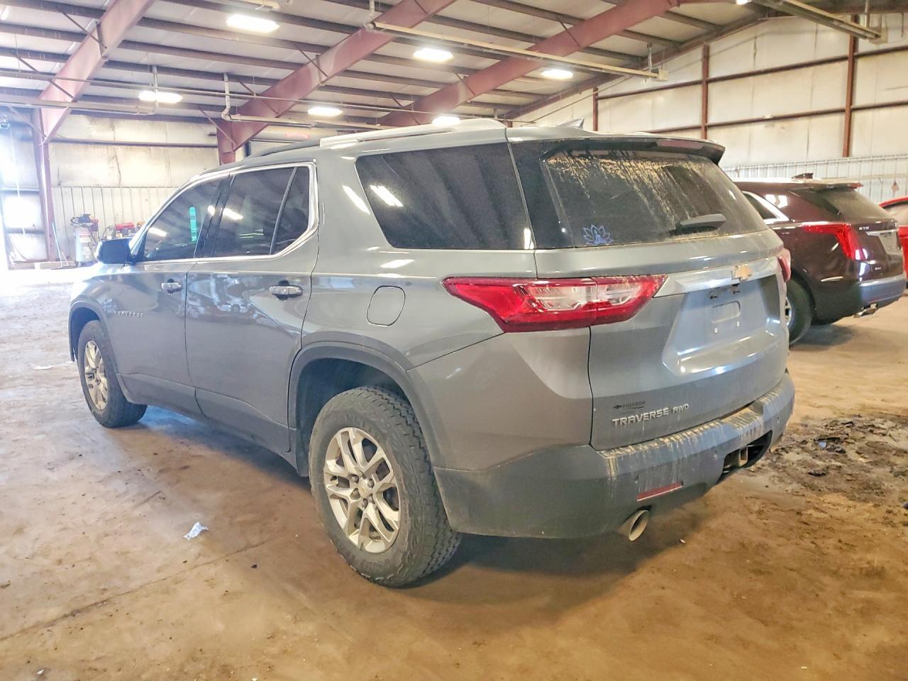 2018 Chevrolet Traverse Lt - zdjęcie 2