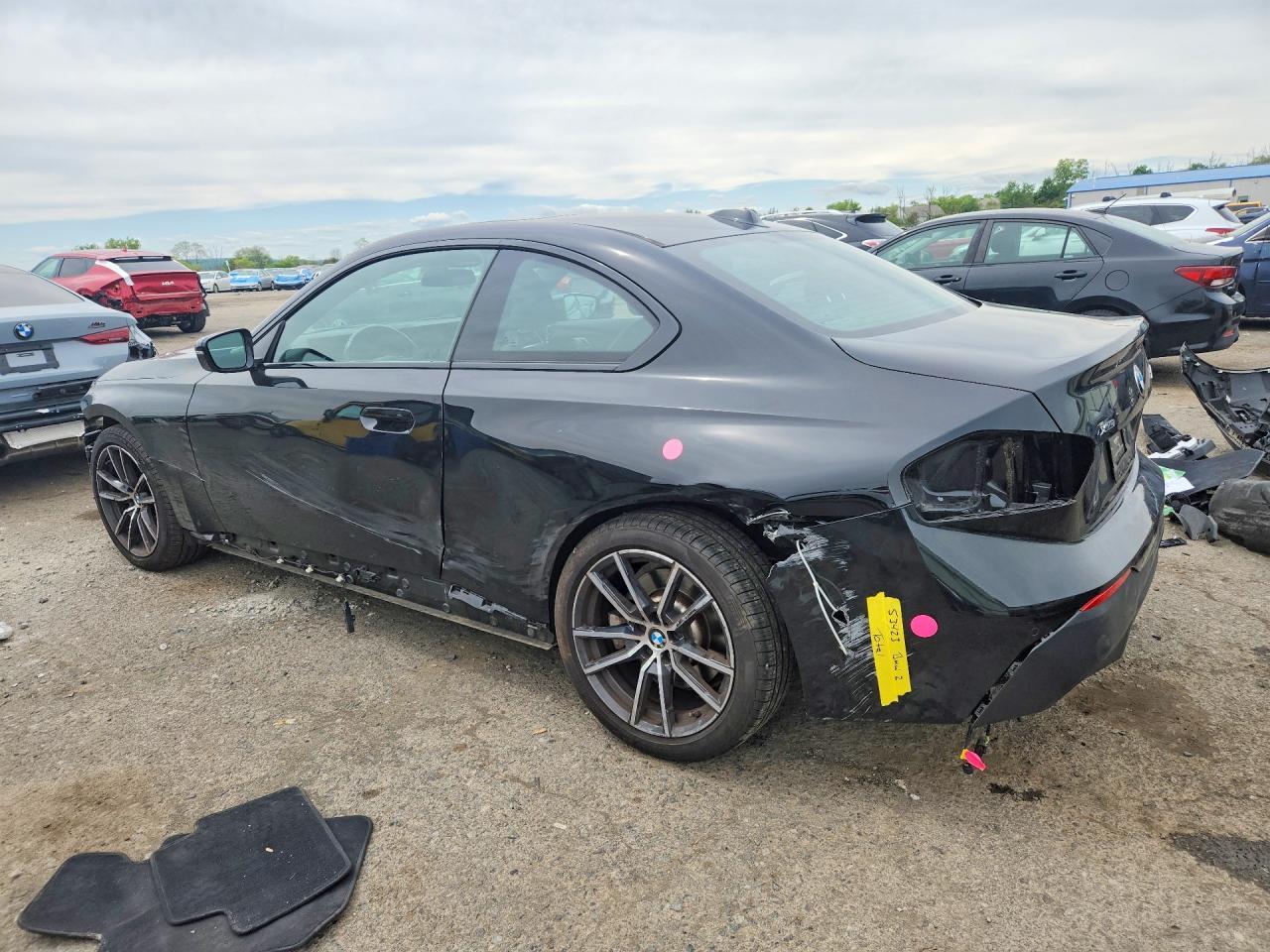 2023 BMW 230Xi - zdjęcie 2