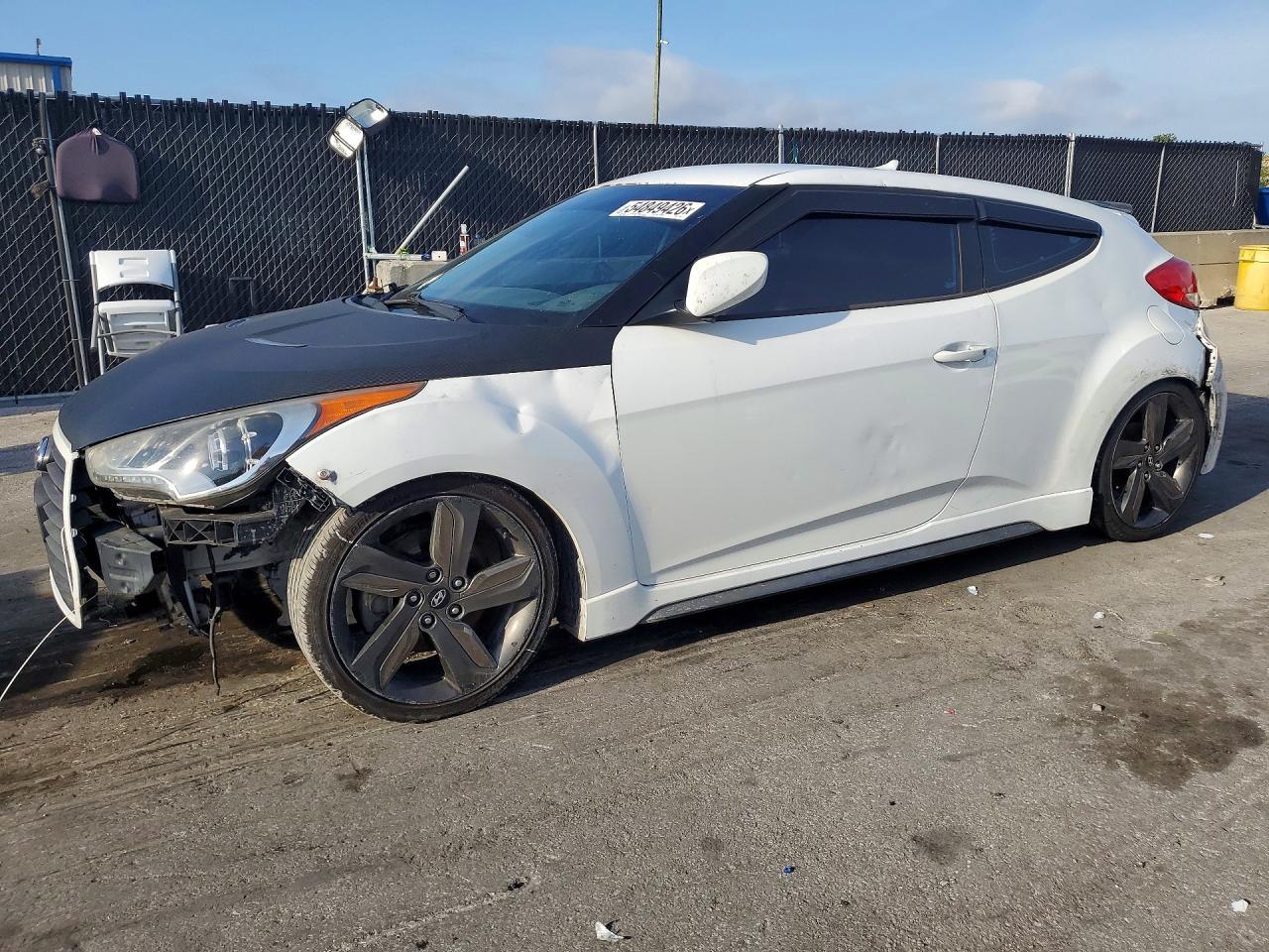 2015 Hyundai Veloster Turbo - zdjęcie główne