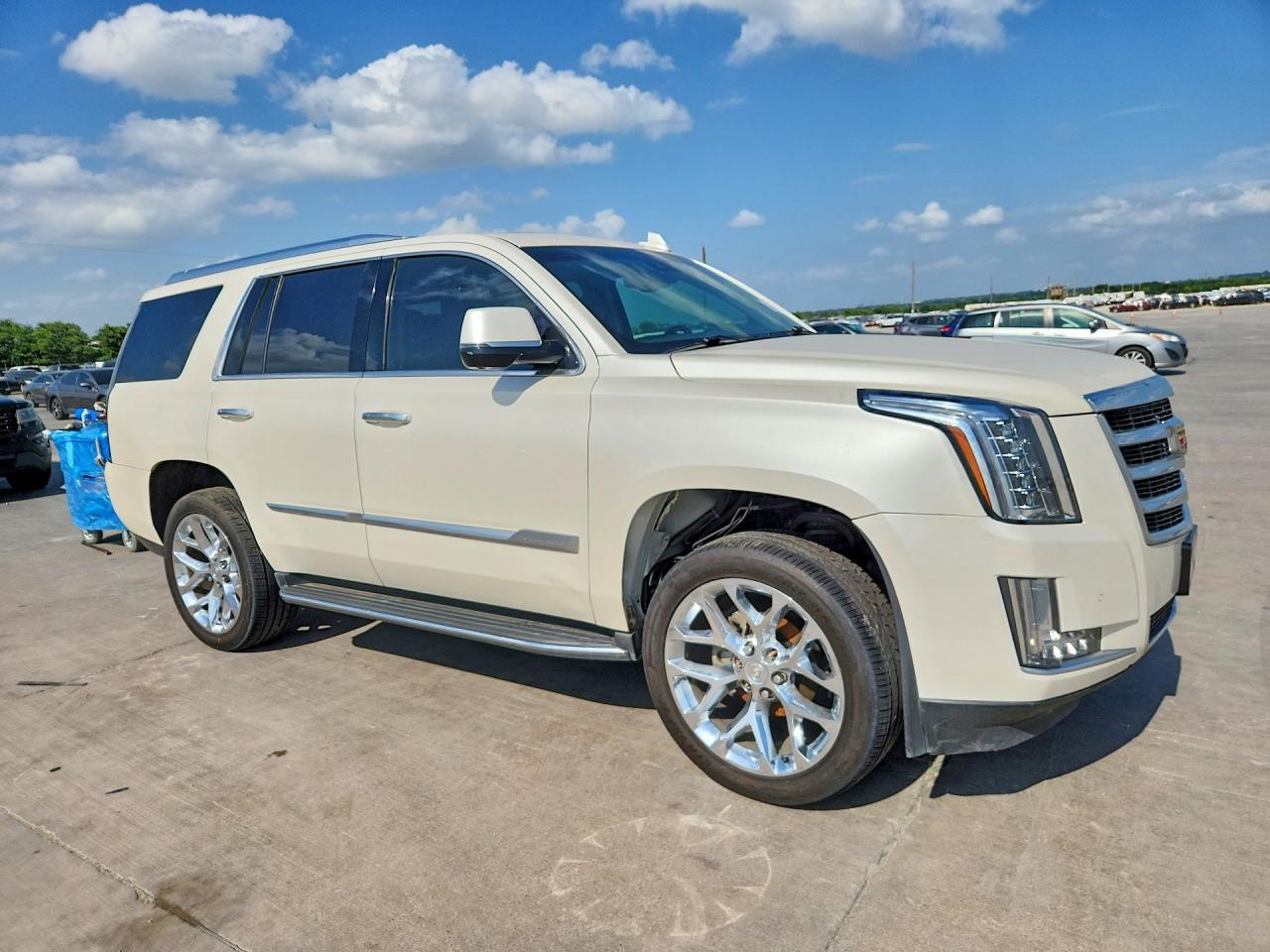2015 Cadillac Escalade Luxury - zdjęcie 4