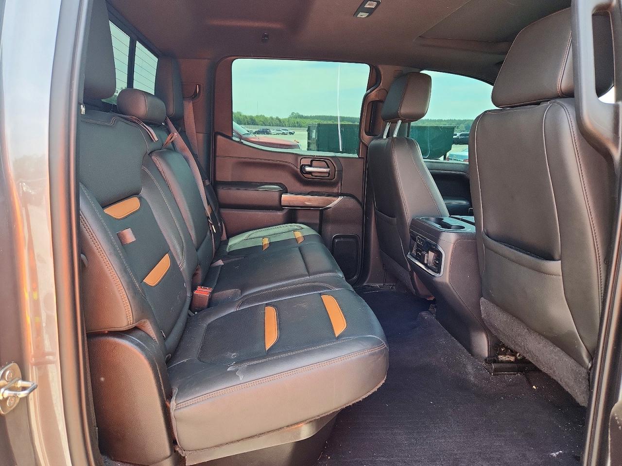 2020 GMC Sierra K1500 At4 - zdjęcie 10