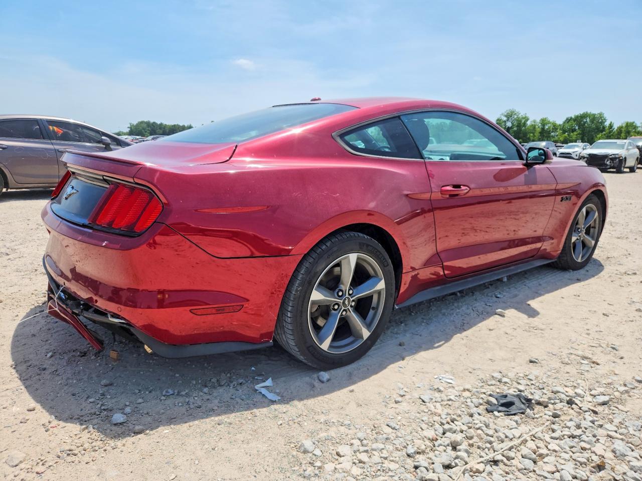 2017 Ford Mustang - zdjęcie 3