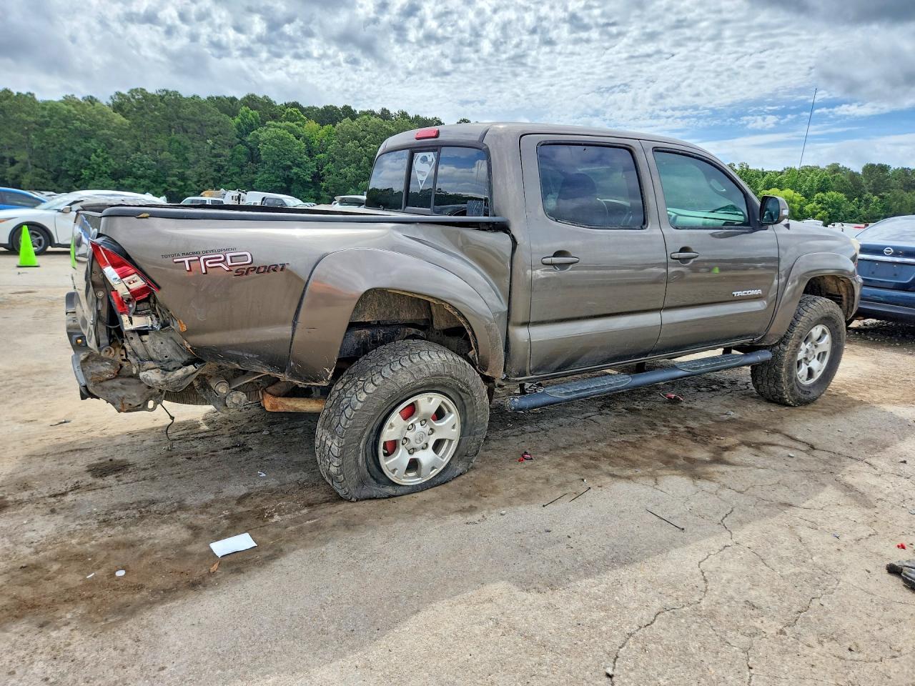 2013 Toyota Tacoma - zdjęcie 3