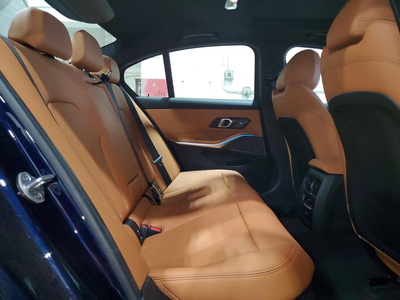 2026 BMW M340Xi - zdjęcie 10