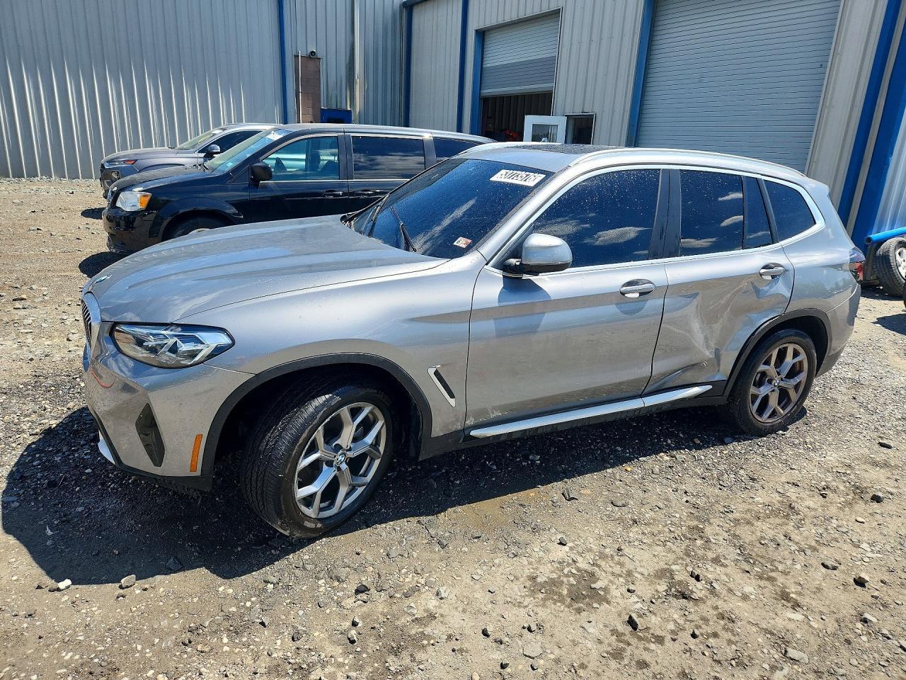 2023 BMW X3 xDrive30I - zdjęcie główne