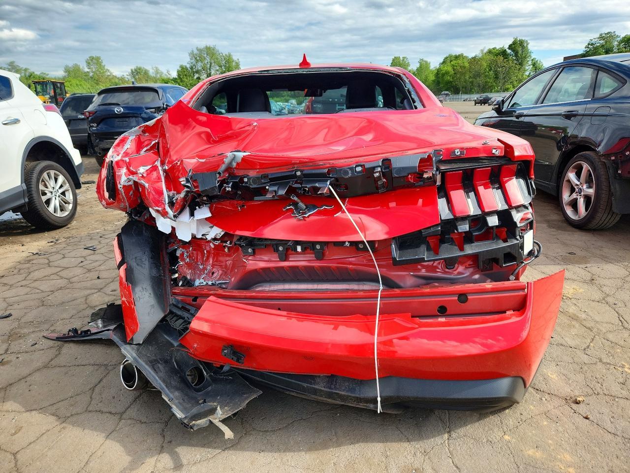 2024 Ford Mustang - zdjęcie 6