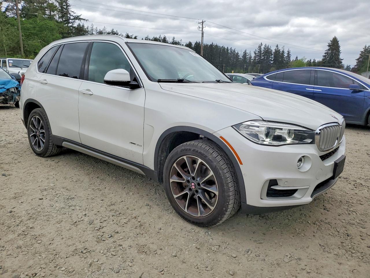 2017 BMW X5 xDrive35I - zdjęcie 4