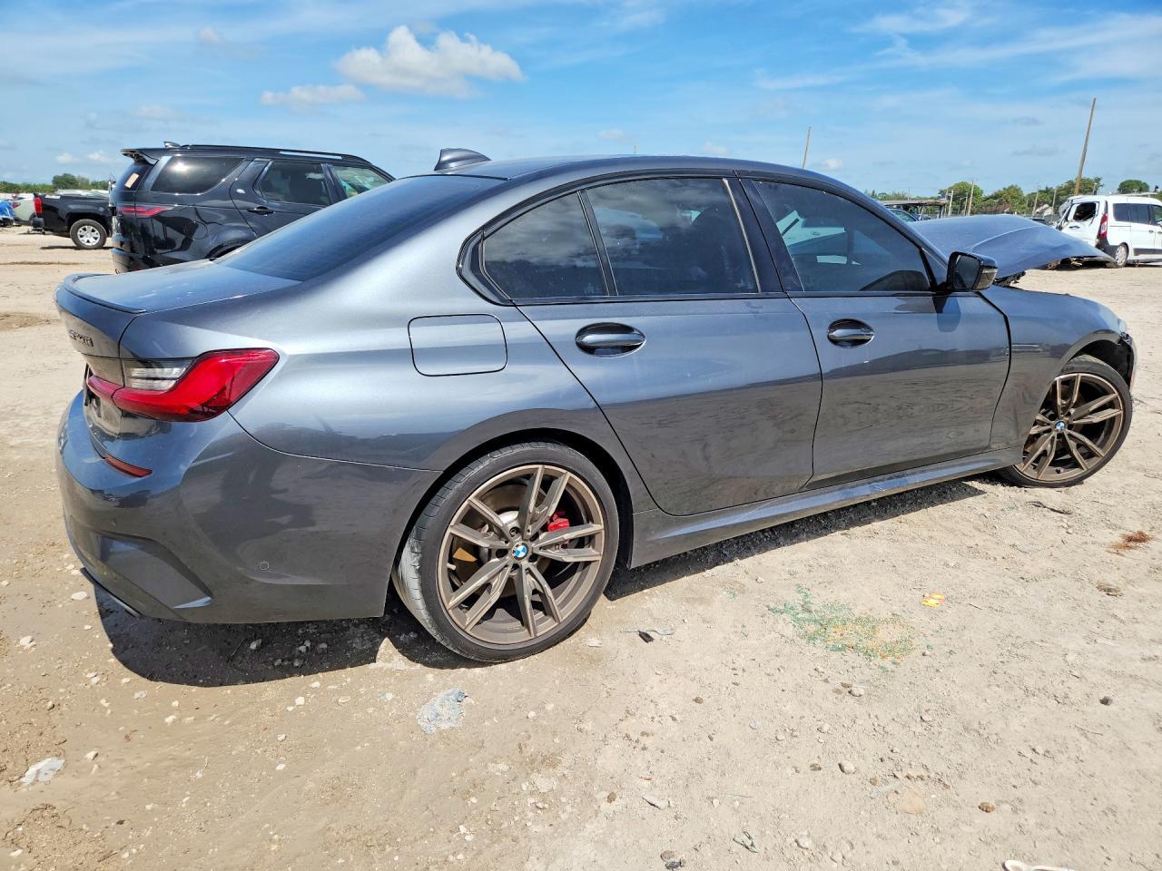 2021 BMW M340I - zdjęcie 3