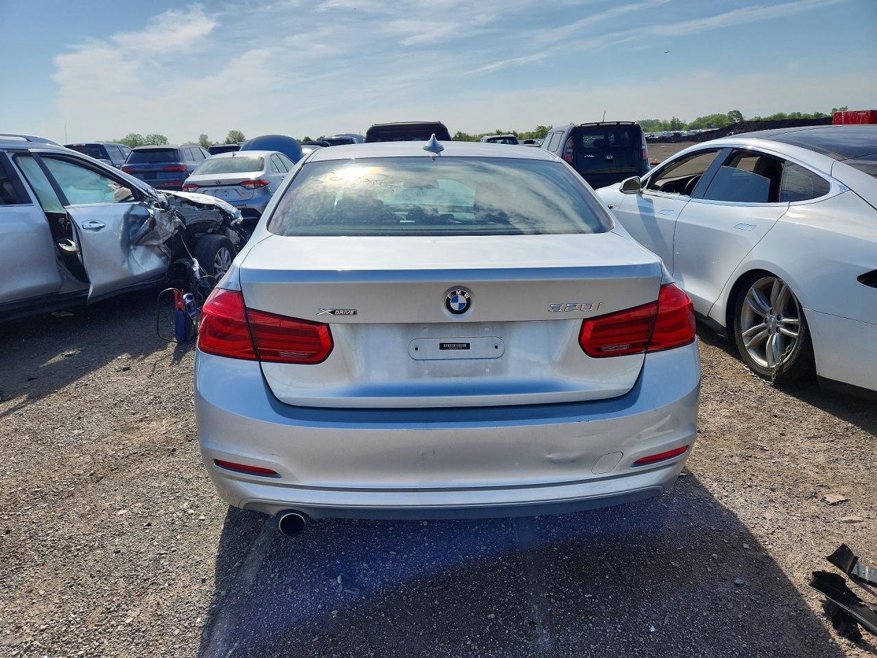 2016 BMW 320 Xi - zdjęcie 6