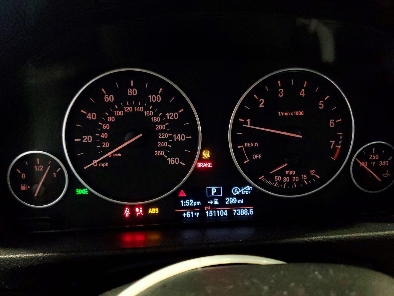2015 BMW 320 I - zdjęcie 9