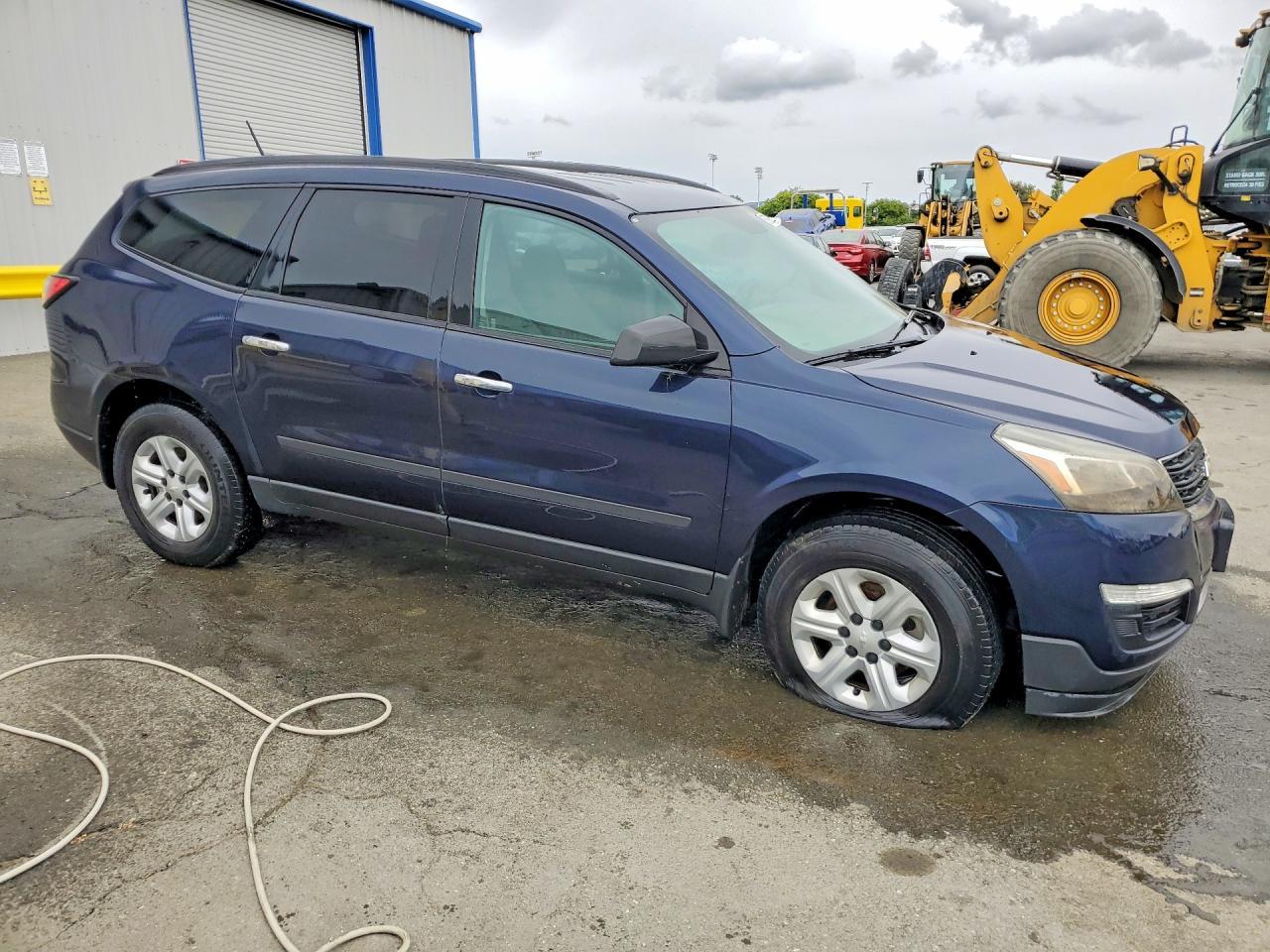 2016 Chevrolet Traverse Ls - zdjęcie 4