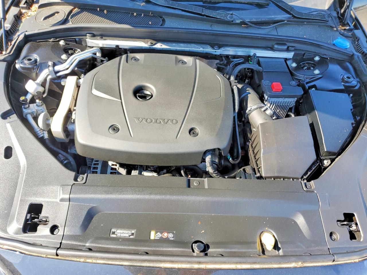 2018 Volvo S90 T5 Momentum - zdjęcie 11