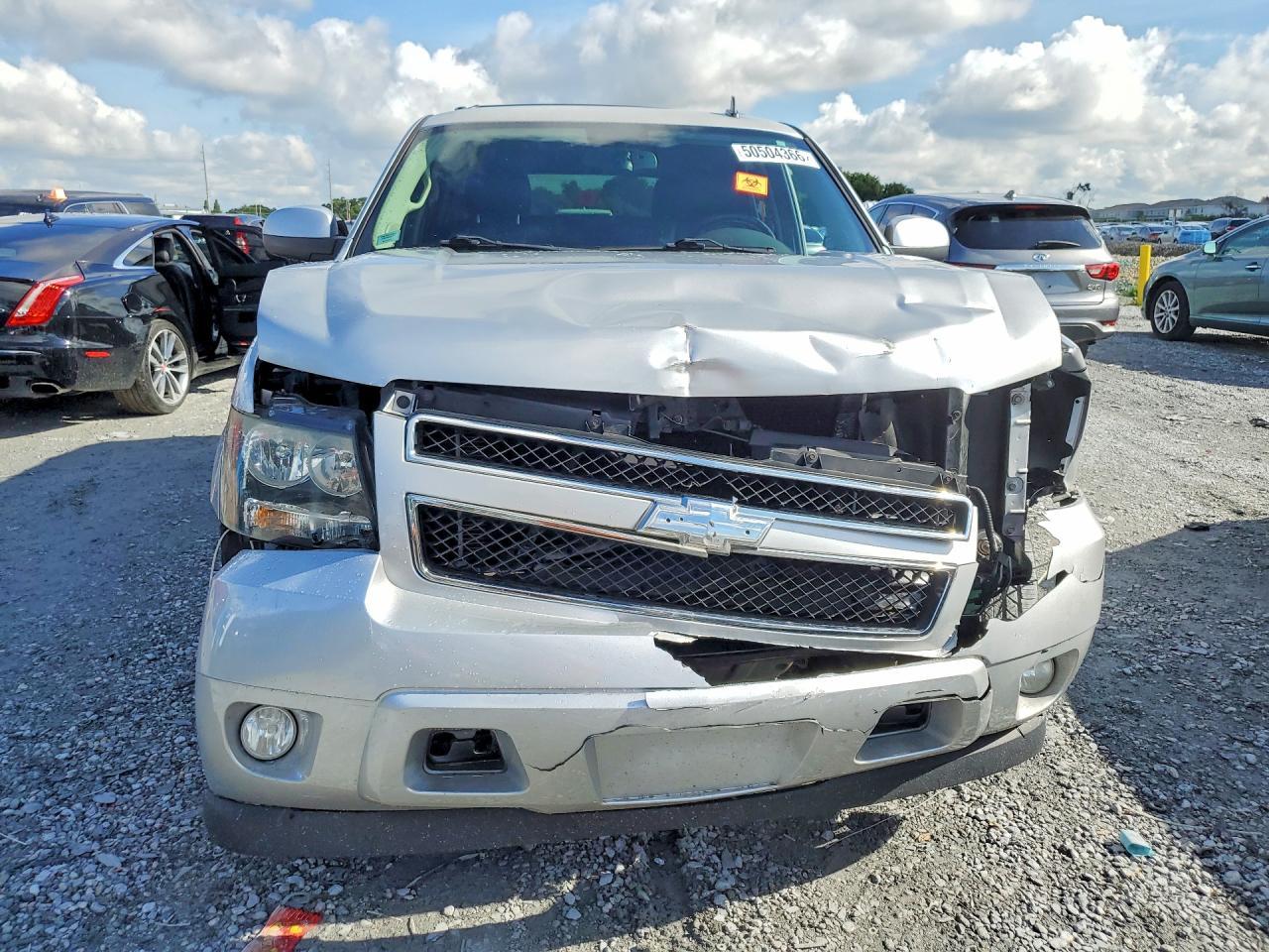 2013 Chevrolet Tahoe C1500 Lt - zdjęcie 5