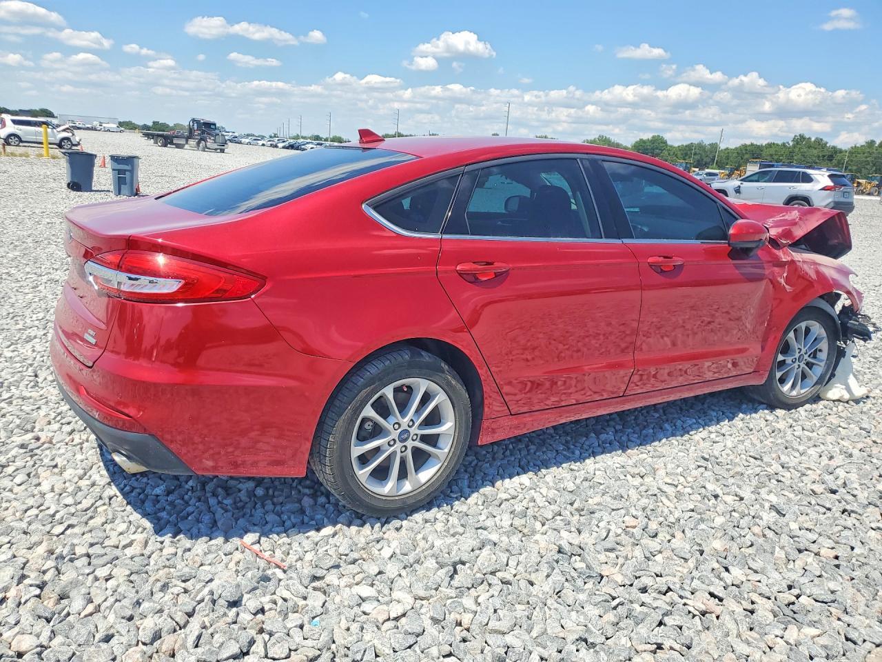 2020 Ford Fusion Se - zdjęcie 3