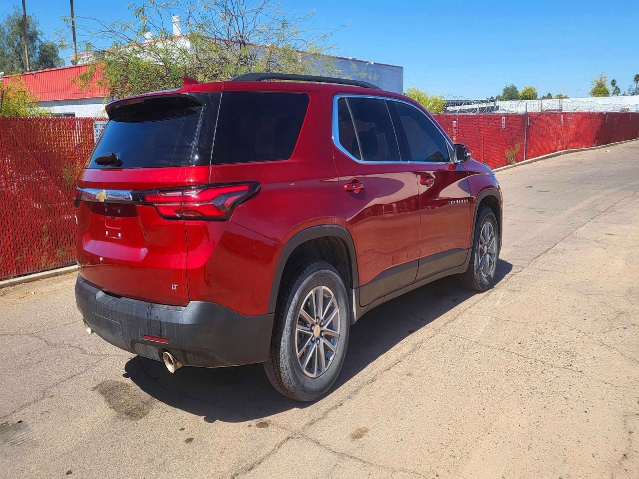 2023 Chevrolet Traverse Lt - zdjęcie 4