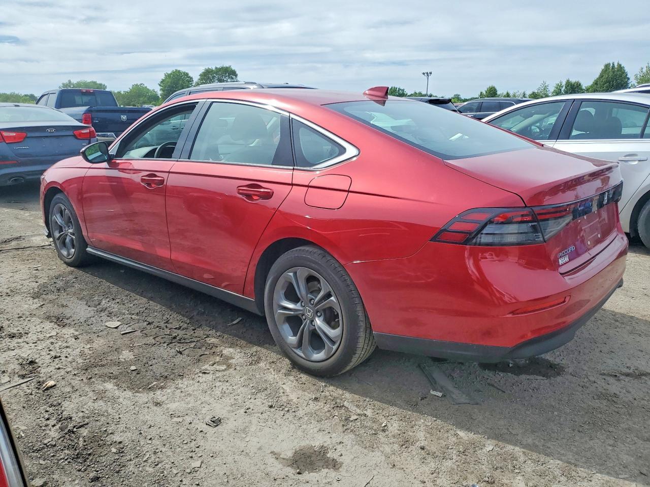 2024 Honda Accord Ex - zdjęcie 2