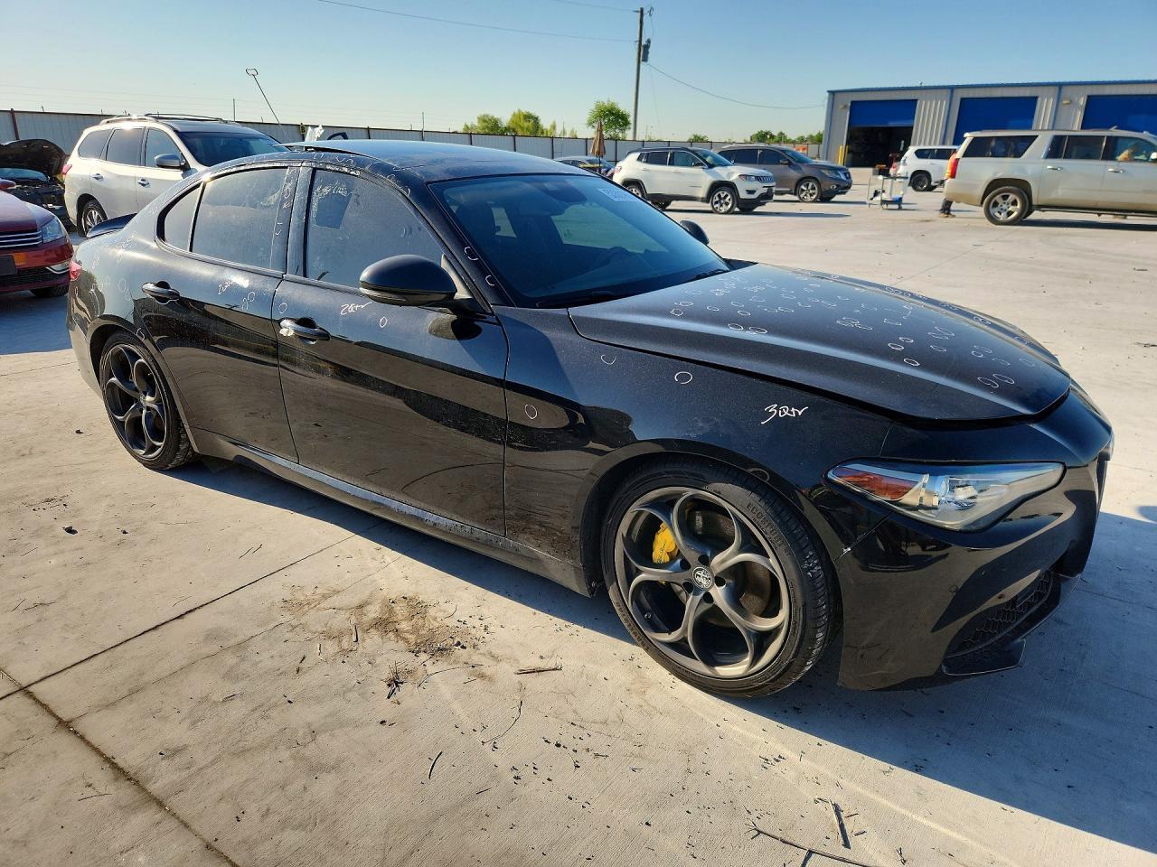 2019 Alfa Romeo Giulia Ti - zdjęcie 4